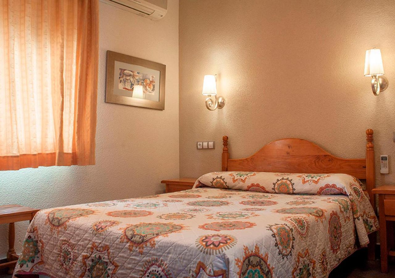 Hotel La Zambra Mancha Real Exterior photo